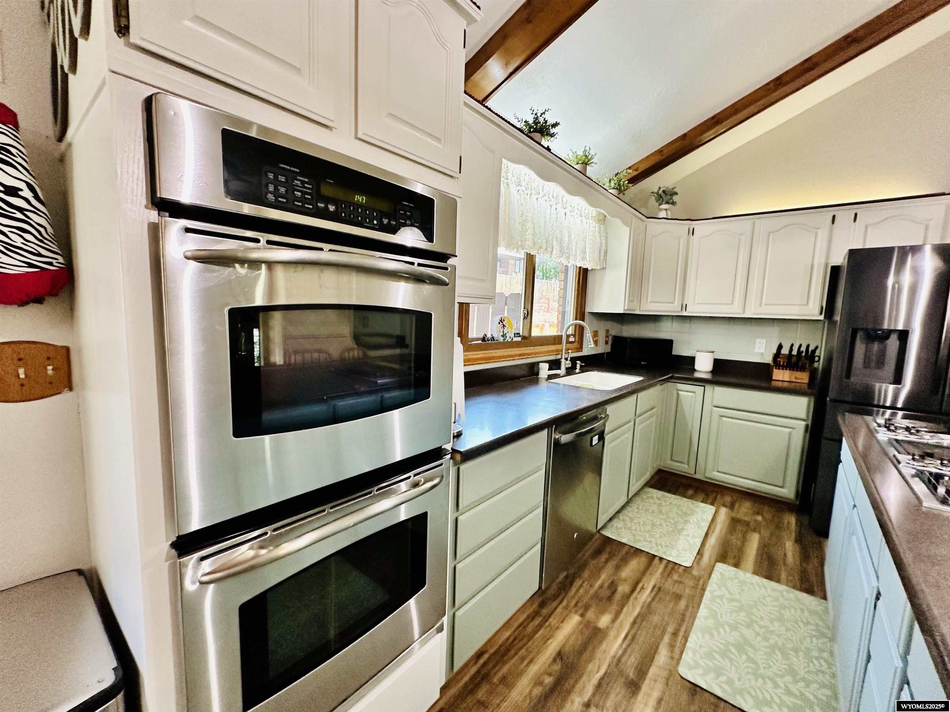 2030 Carson Street Rock Springs, WY 82901 - Photo 20 of 50