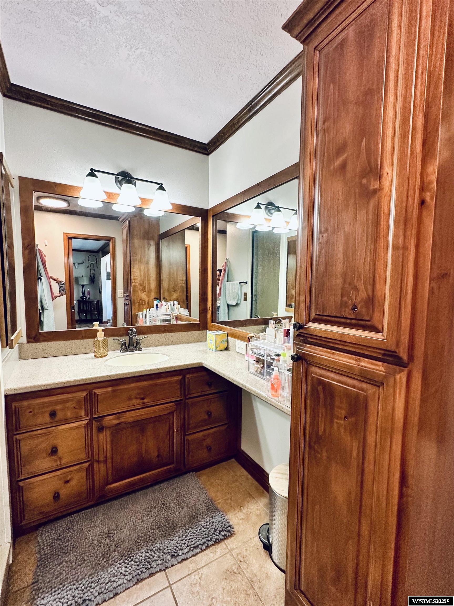 2030 Carson Street Rock Springs, WY 82901 - Photo 39 of 50