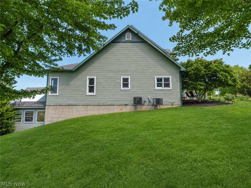 64575 Pigeon Gap Road Cambridge, OH 43725 - Photo 11 of 45