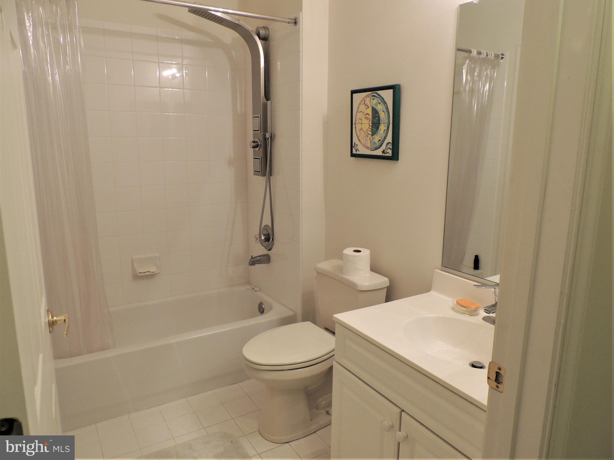 602 Runabout Loop Solomons, MD 20688 - Photo 18 of 30 Second bath