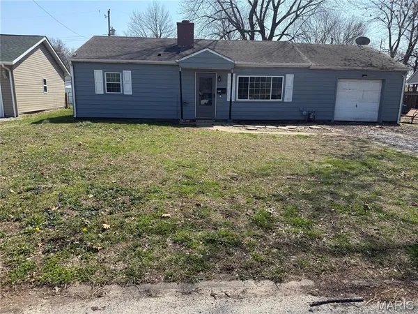 $50,000 | 1440 Ladd Avenue, Wood River, IL 62095