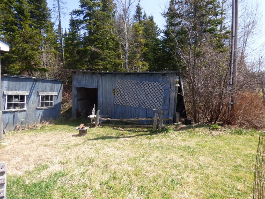 2129 Trucott Road Holland, VT 05830 - Photo 21 of 34 Gallery Image 21