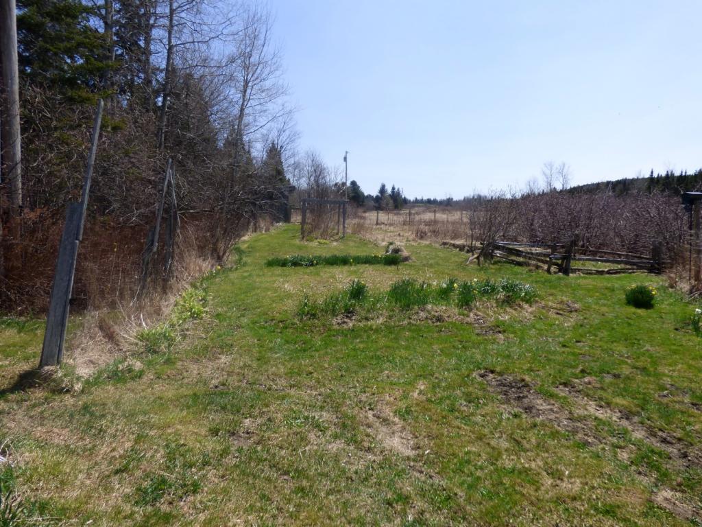 2129 Trucott Road Holland, VT 05830 - Photo 23 of 34 Gallery Image 23