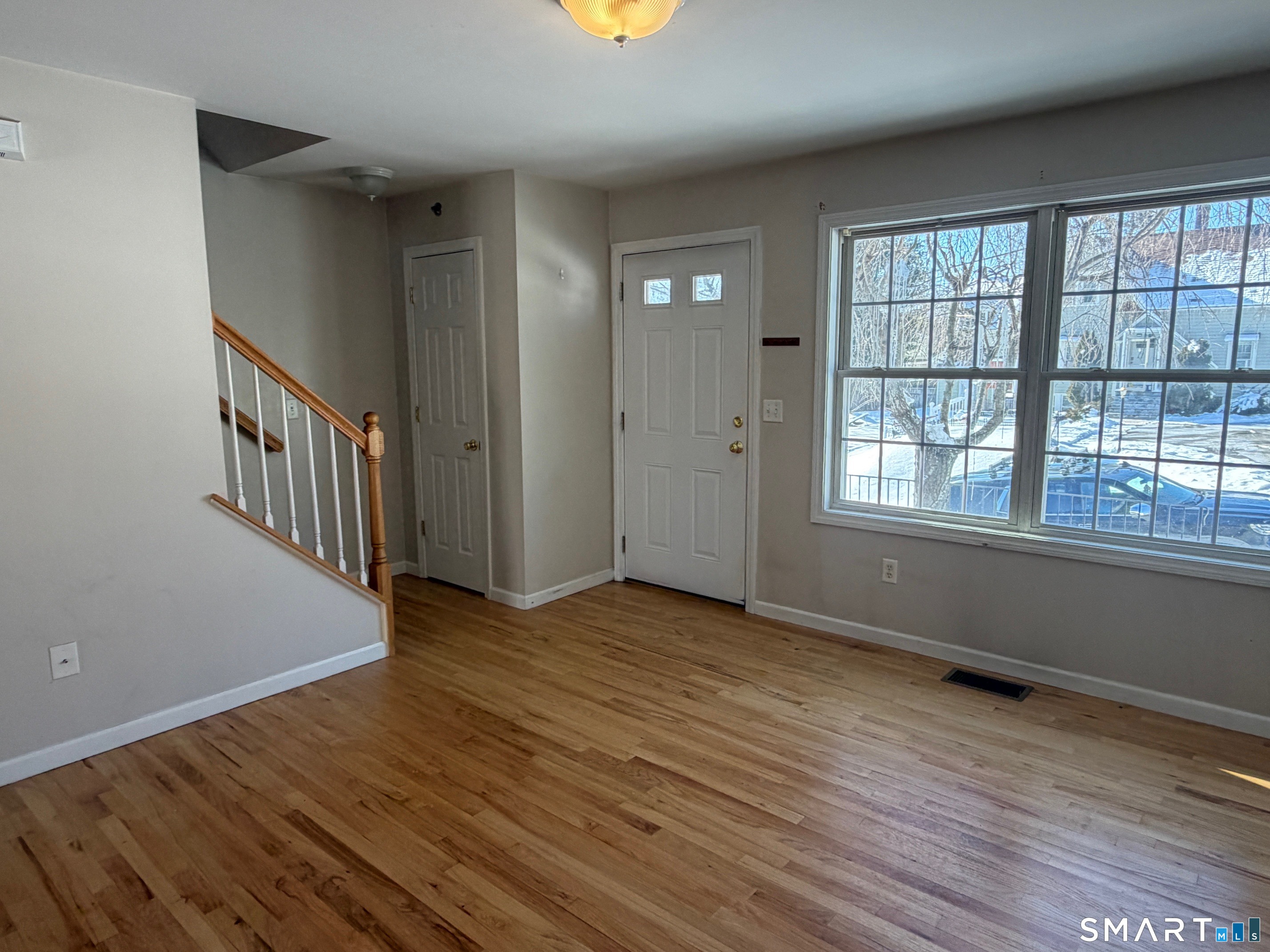 108 Mohican Avenue, Unit 10 Waterbury, CT 06708 - Photo 5 of 20