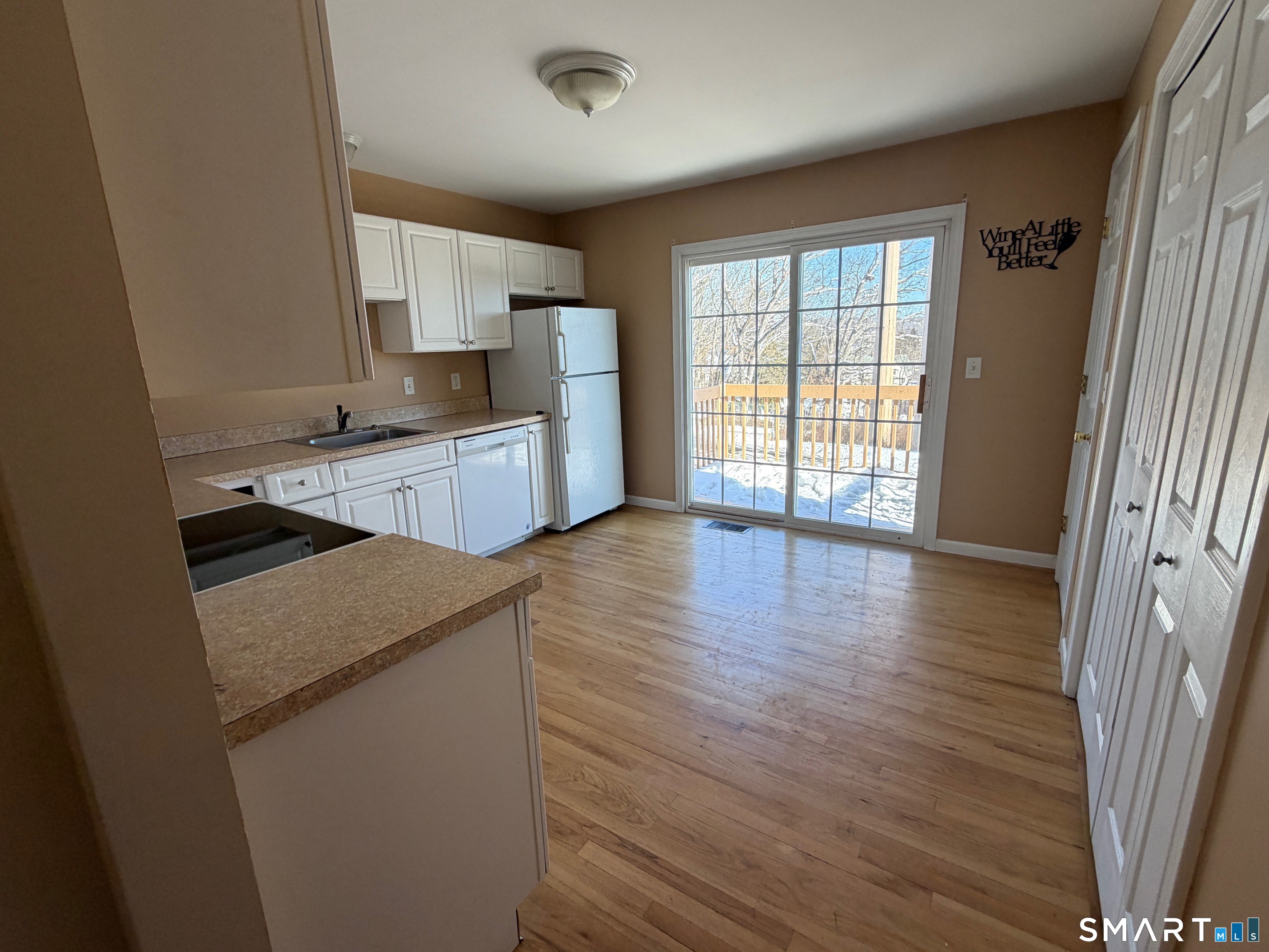 108 Mohican Avenue, Unit 10 Waterbury, CT 06708 - Photo 8 of 20