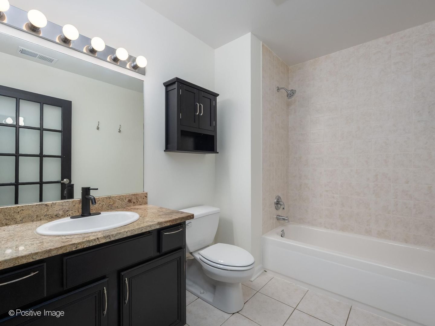 2317 West Wolfram Street, Unit 411 Chicago, IL 60618 - Photo 18 of 20