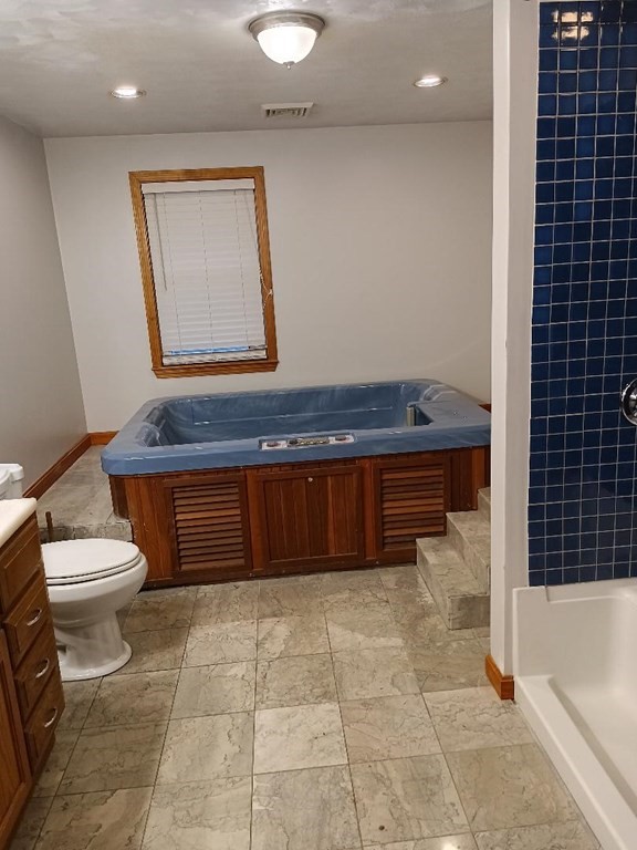 667 B Reed Road Dartmouth, MA 02747 - Photo 5 of 14