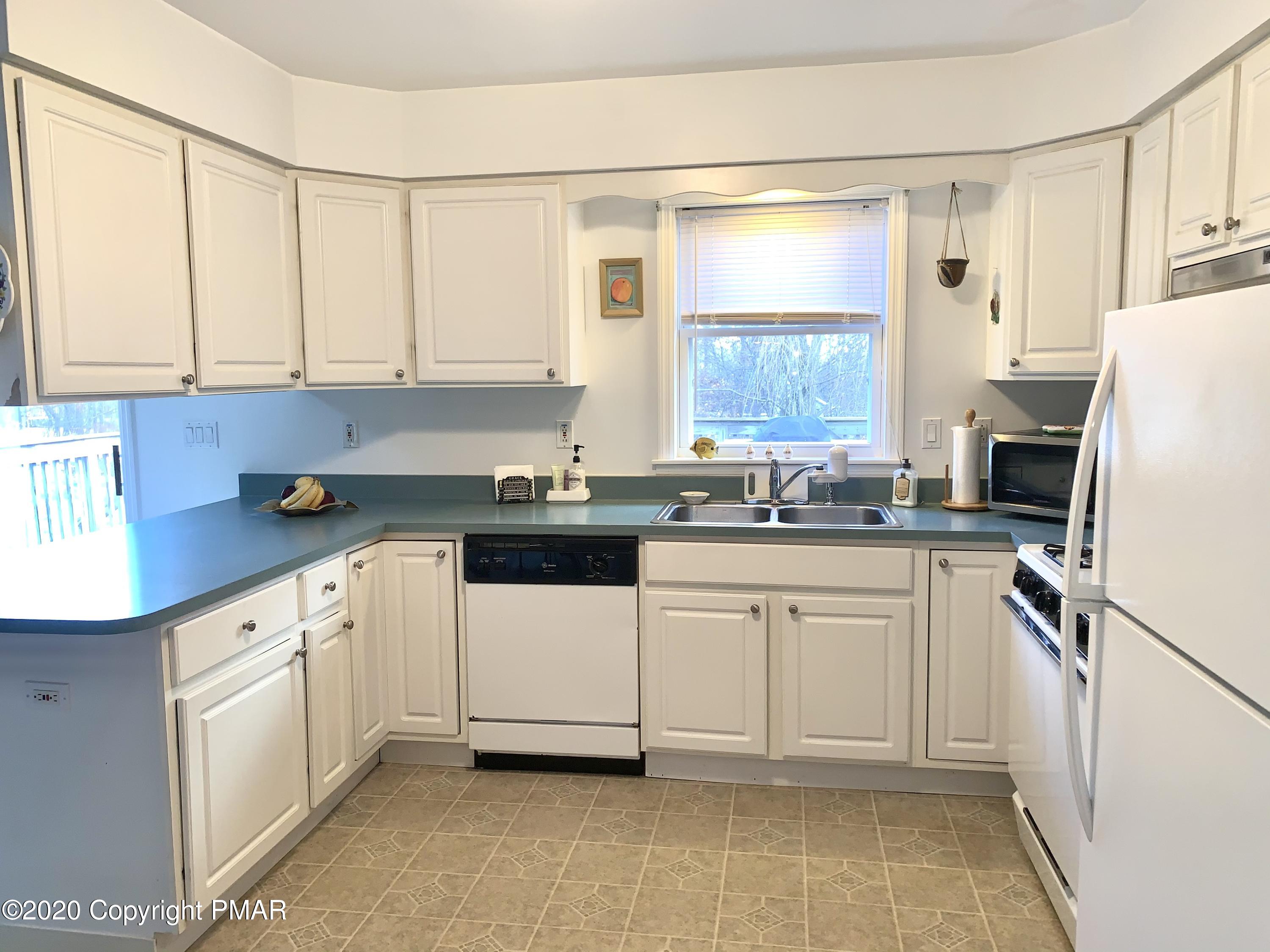 146 Gower Road Albrightsville, PA 18210 - Photo 5 of 22 IMG_5745