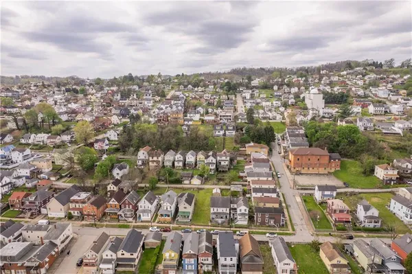 an aerial view of multiple house
