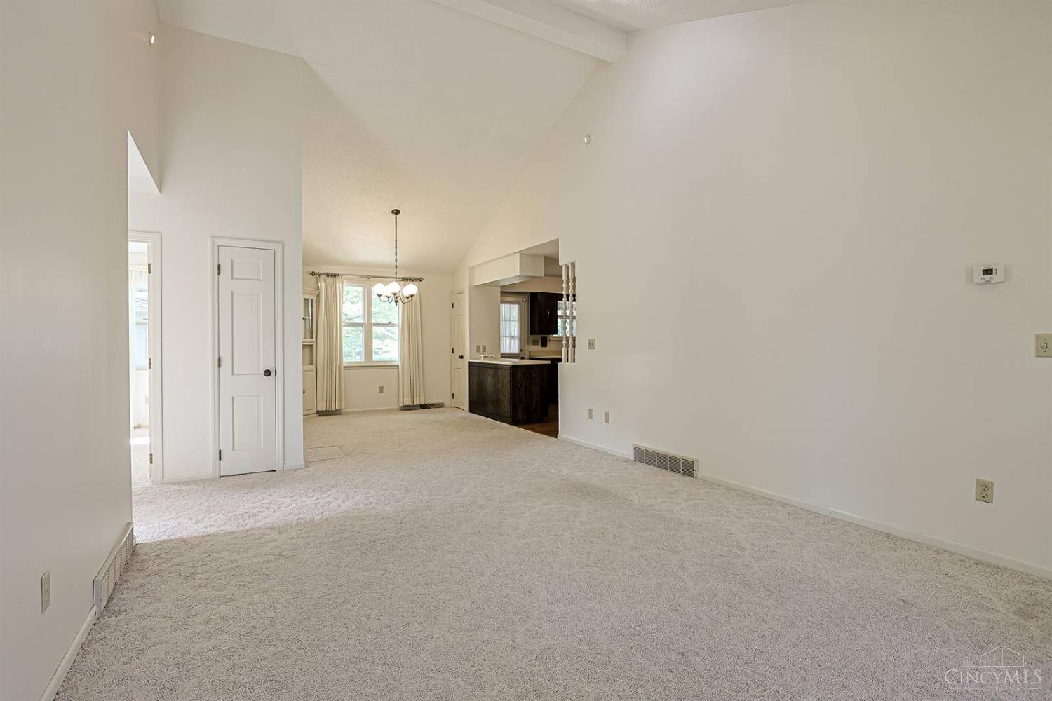 4681 Rose Marie Road Franklin, OH 45005 - Photo 13 of 38