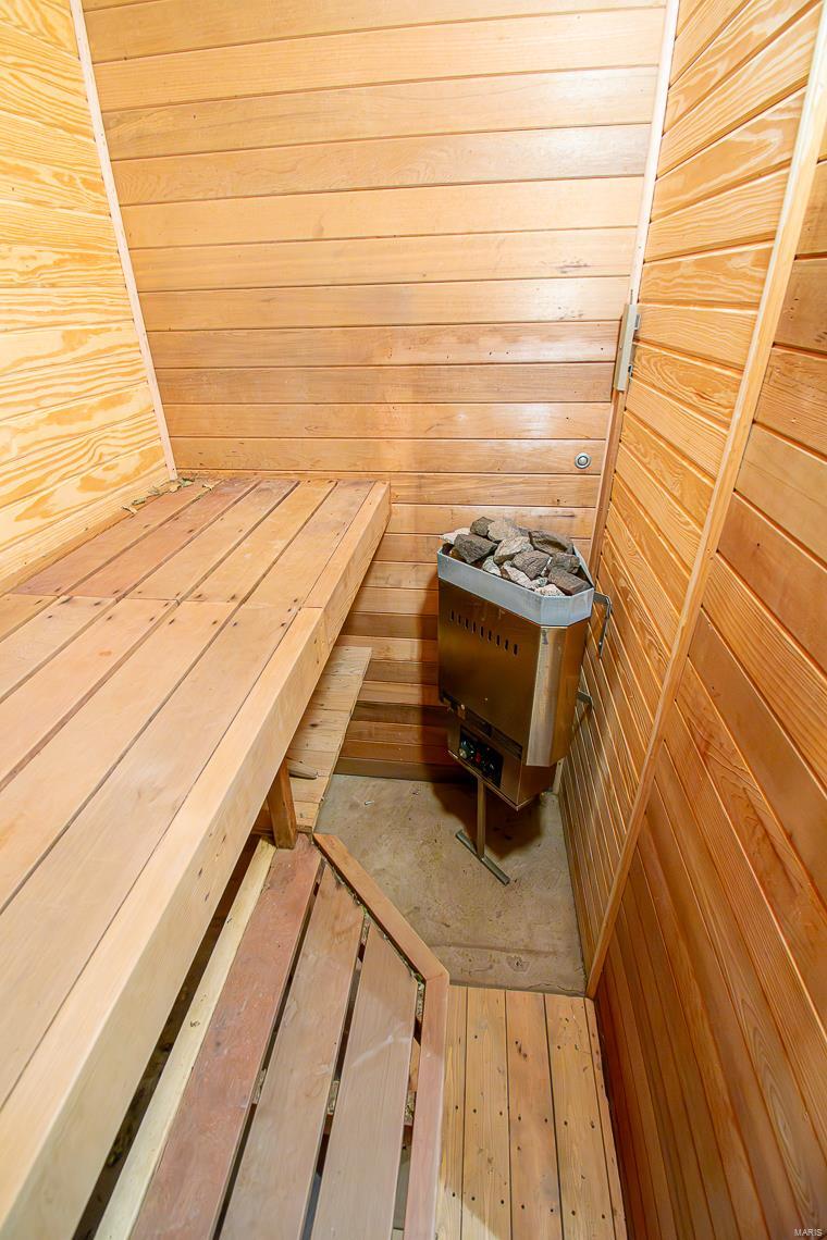643 Wynn Place Ballwin, MO 63021 - Photo 46 of 70