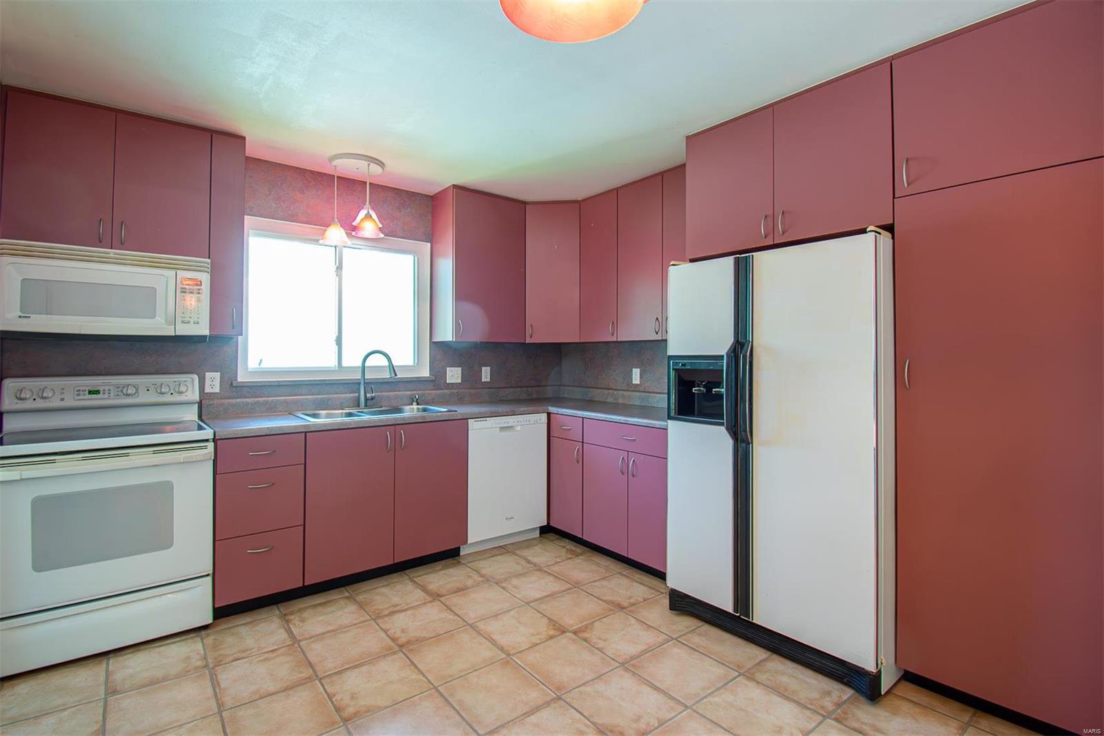 643 Wynn Place Ballwin, MO 63021 - Photo 10 of 70