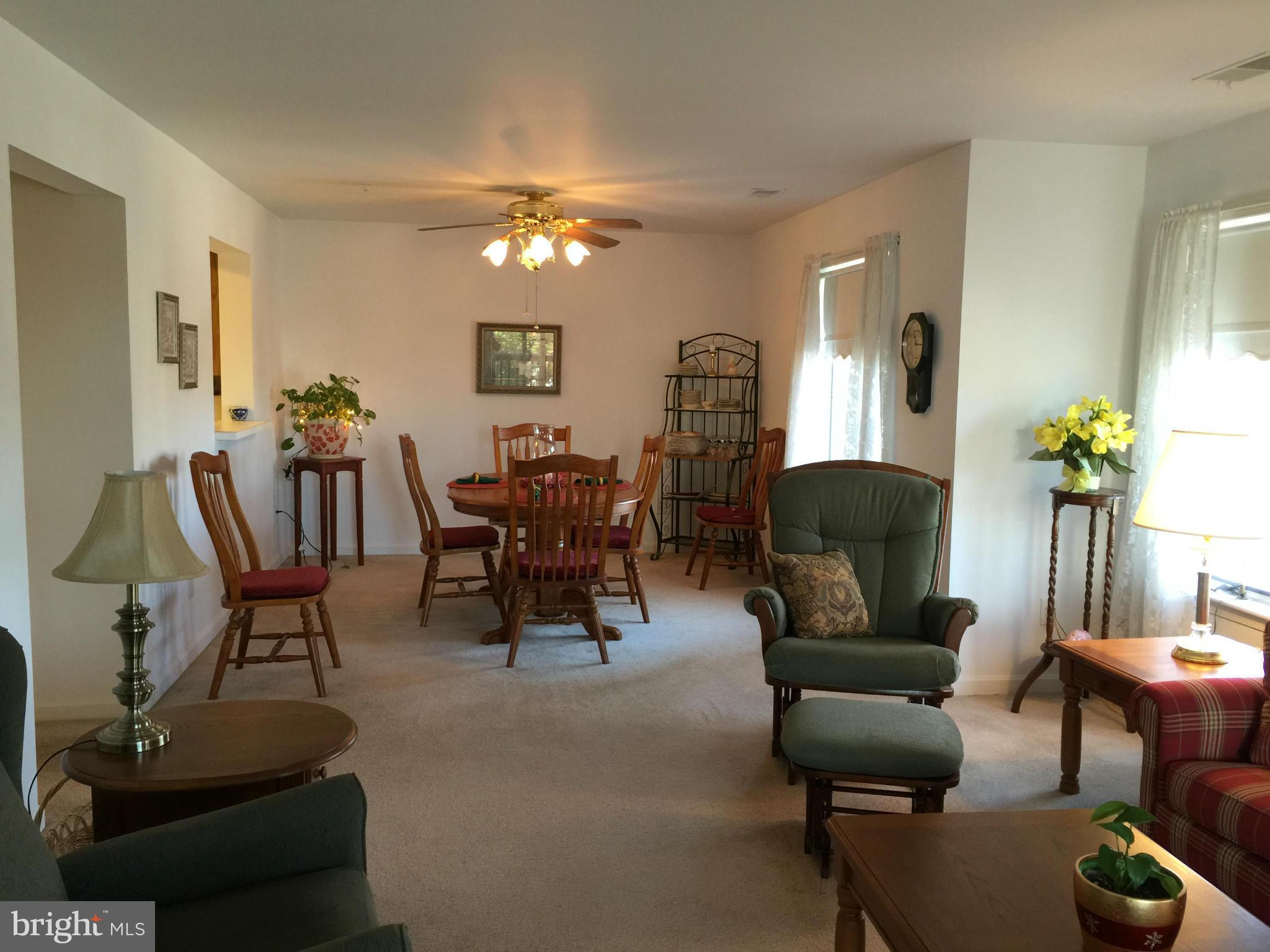 445 Pleasanton Road, Unit 21 Westminster, MD 21157 - Photo 8 of 18 Dining Room