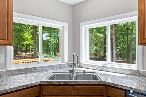 865 Sulphur Spring Road Prospect, VA 23960 - Photo 18 of 40 Corner kitchen sink with a stainless steel double