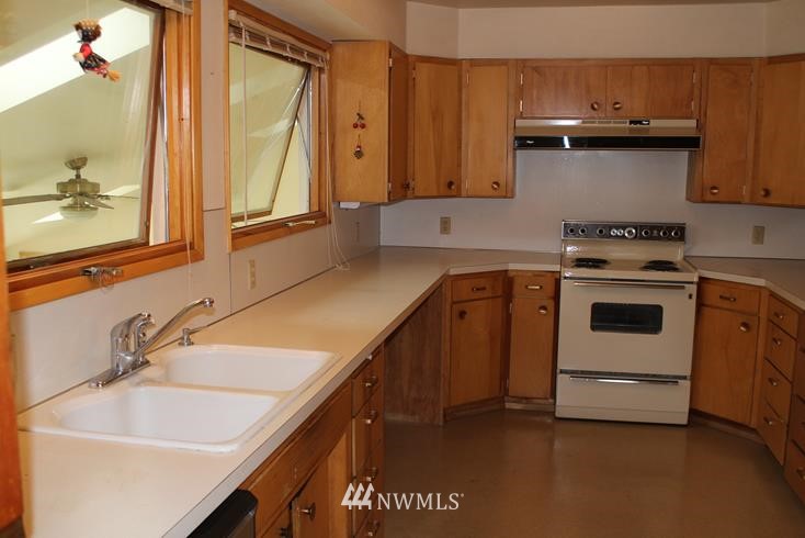 2 Brick Road Ellensburg, WA 98926 - Photo 3 of 15
