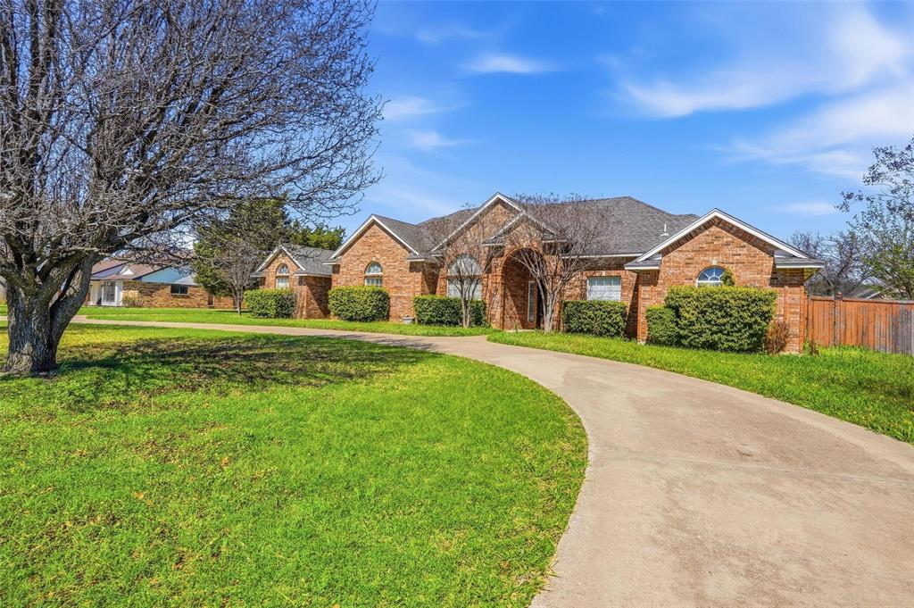 424 Country Ridge Lane Red Oak, TX 75154 - Photo 2 of 40