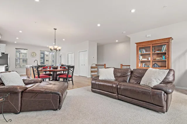 $2,875 | 13565 Territorial Road, Maple Grove, MN 55369