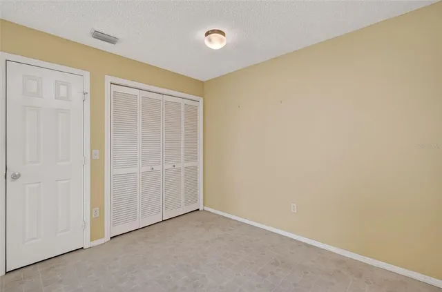 $260,000 | 2475 Laurel Bay Lane, The Villages, FL 32162