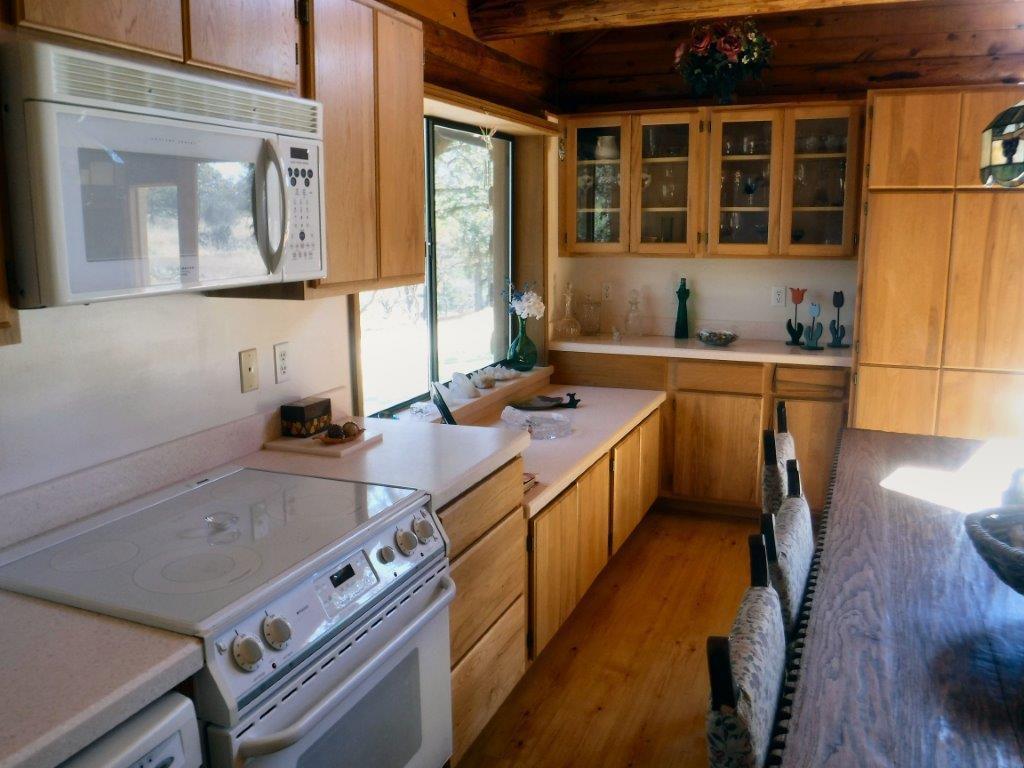 366 Rene Drive Shady Cove, OR 97539 - Photo 8 of 25 Additional Photo