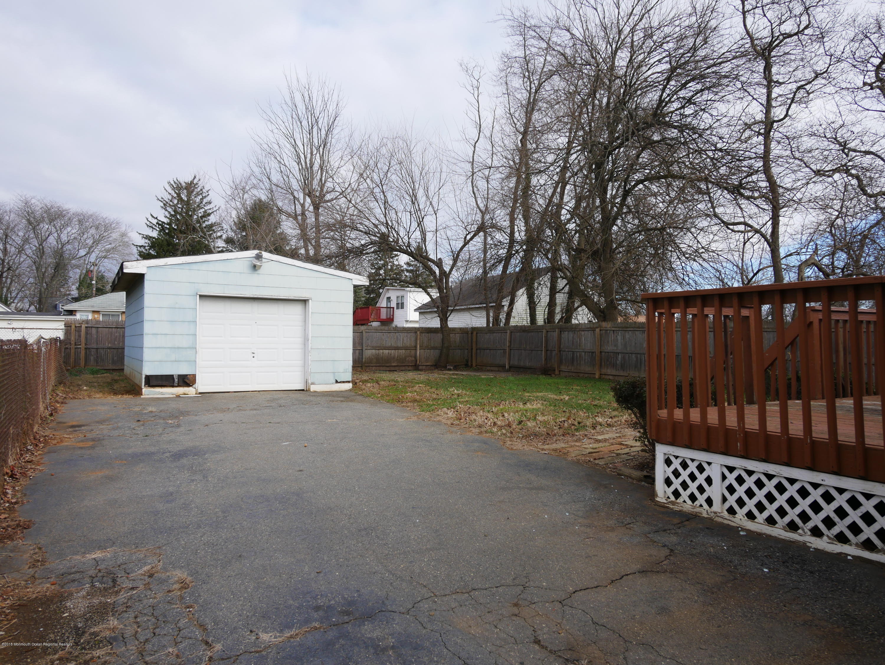 17 Otterson Road Freehold, NJ 07728 - Photo 3 of 14 Garage