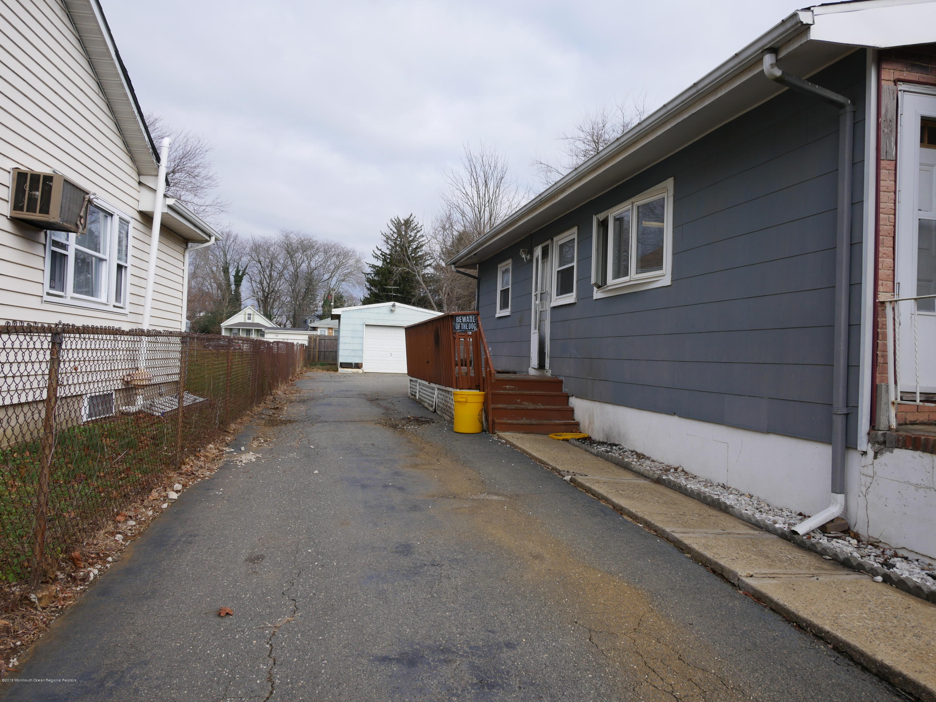 17 Otterson Road Freehold, NJ 07728 - Photo 5 of 14 Driveway