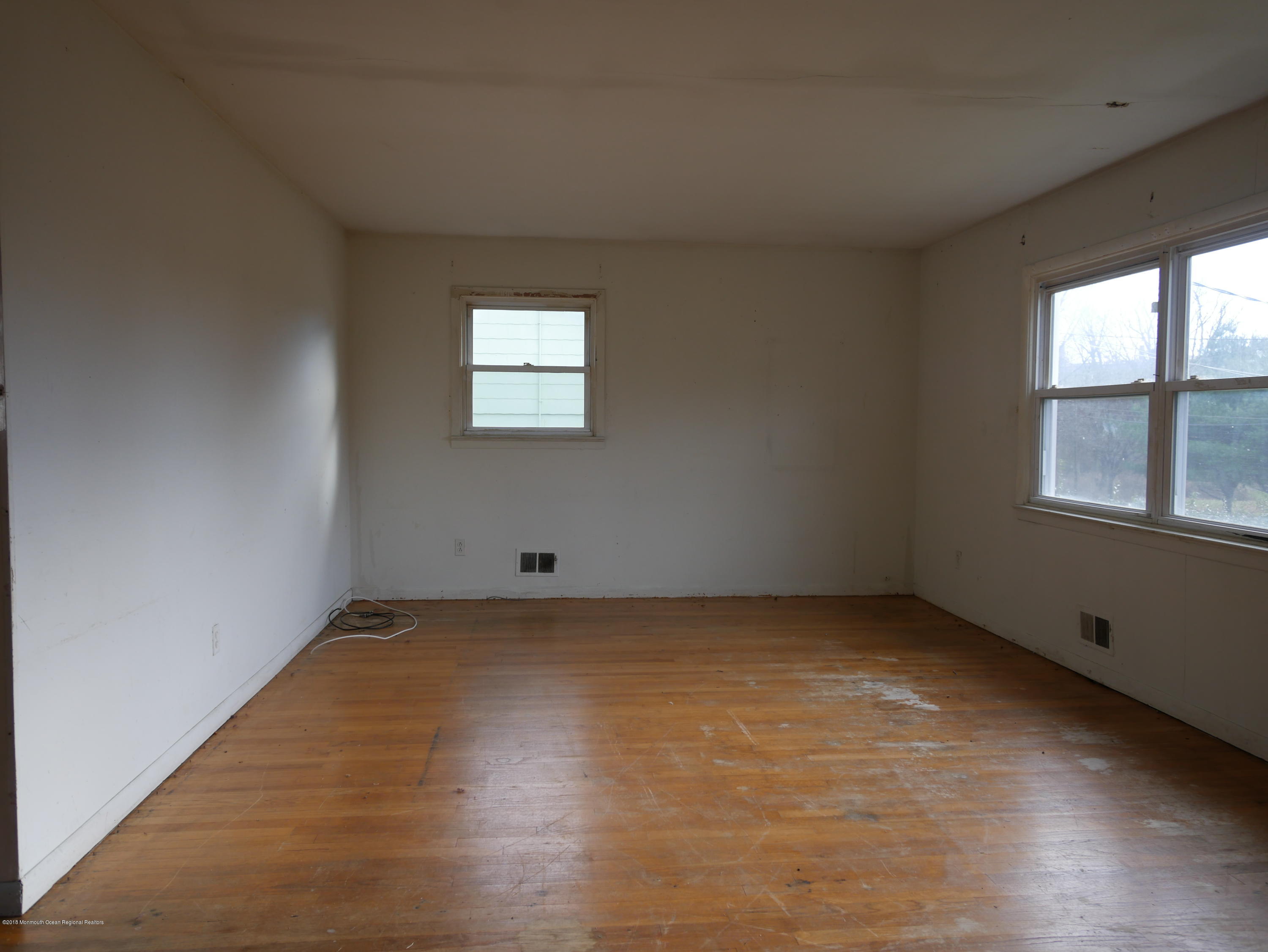 17 Otterson Road Freehold, NJ 07728 - Photo 9 of 14 Bedroom