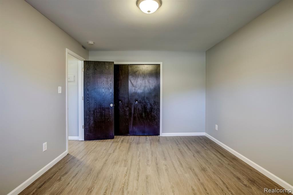 2175 Decker Road, Unit 49 Walled Lake, MI 48390 - Photo 8 of 19