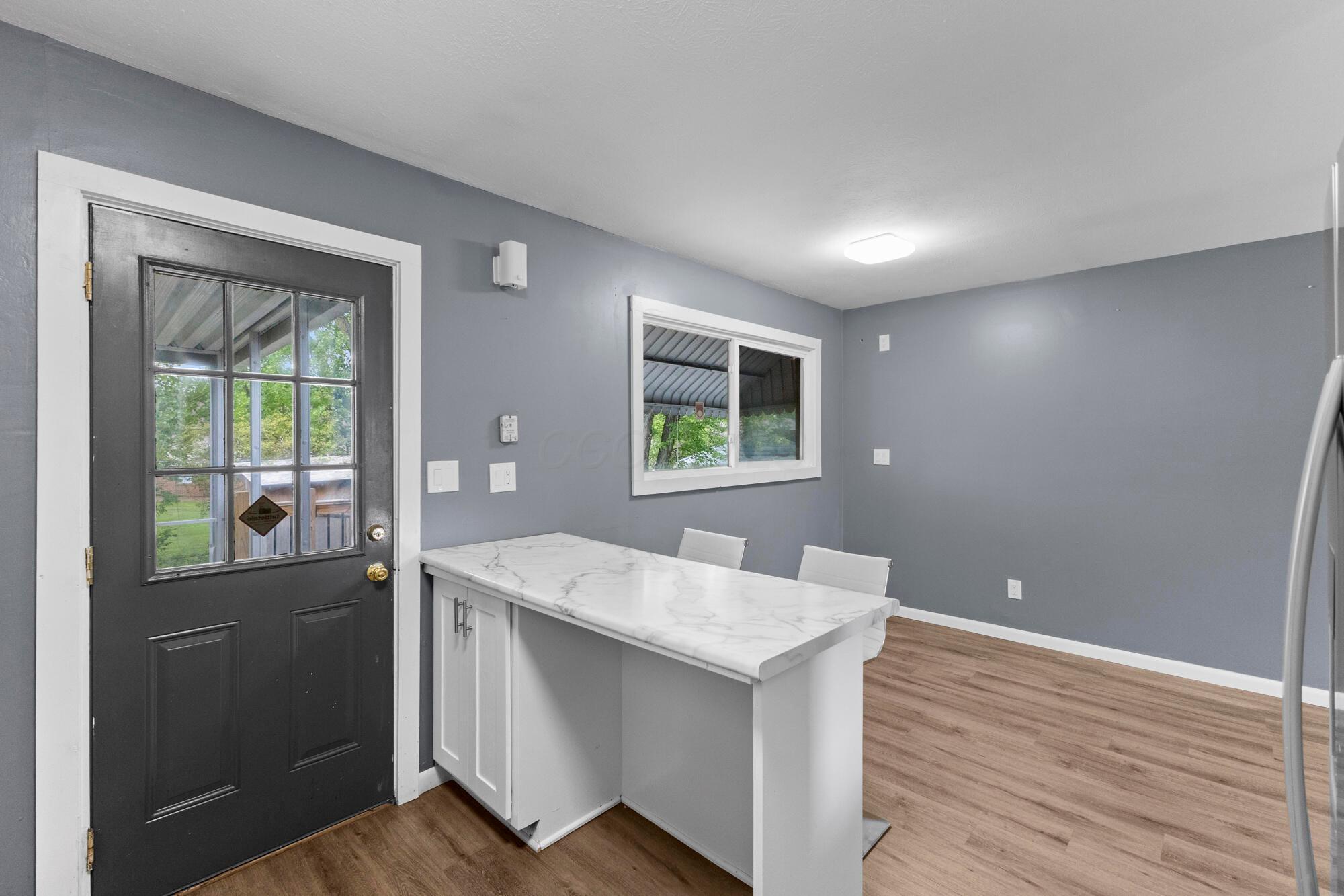 1905 Woodcrest Road Columbus, OH 43232 - Photo 13 of 47 Gallery Image 13