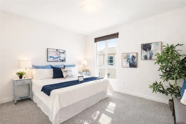 $4,800 | 2700 East Chaucer Street, Unit 14, Los Angeles, CA 90065