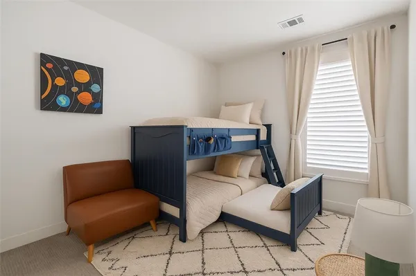 $4,800 | 2700 East Chaucer Street, Unit 14, Los Angeles, CA 90065
