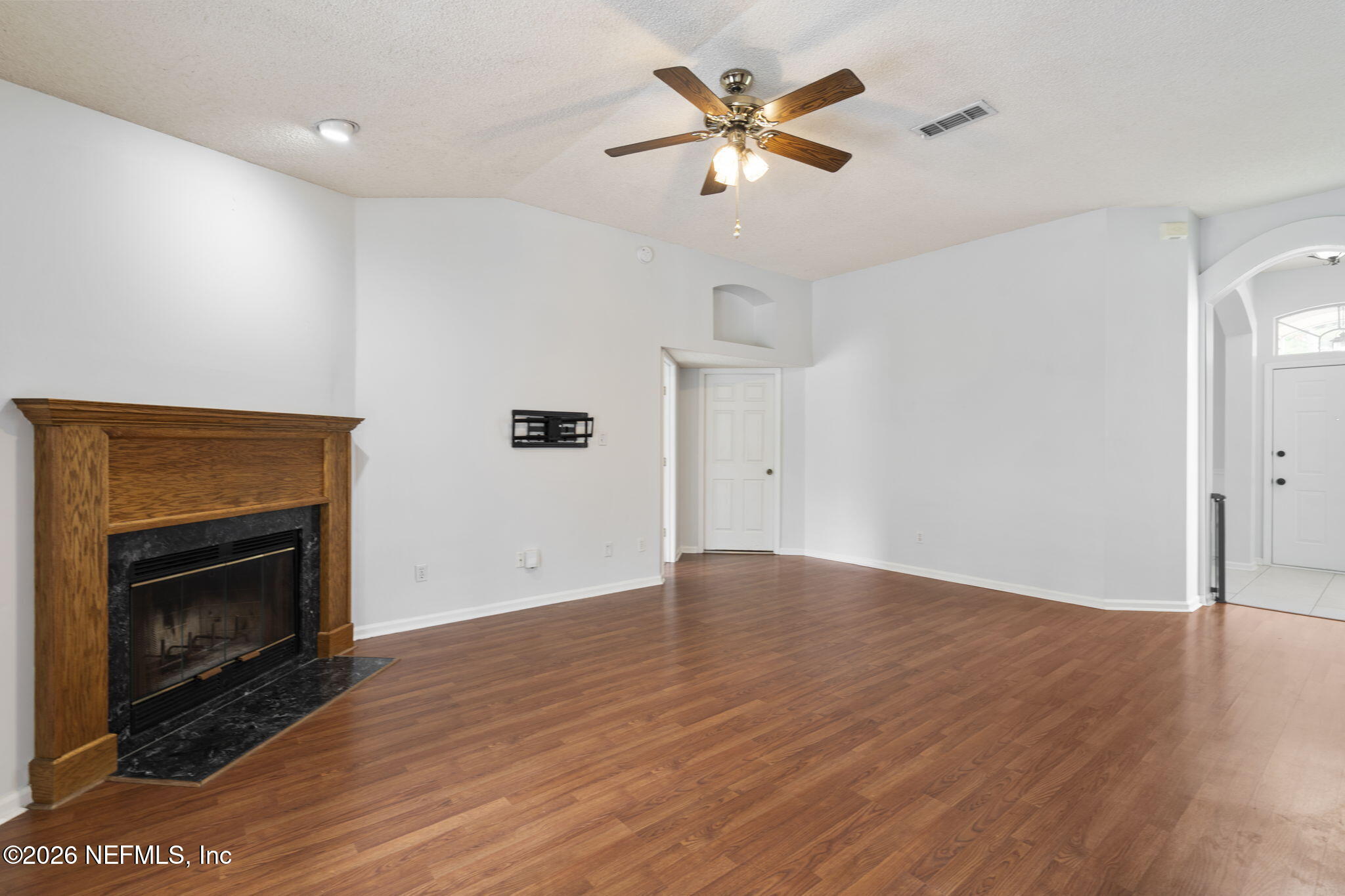 415 Federal Hill Road Orange Park, FL 32073 - Photo 14 of 36 10-web-or-mls-DSC00894