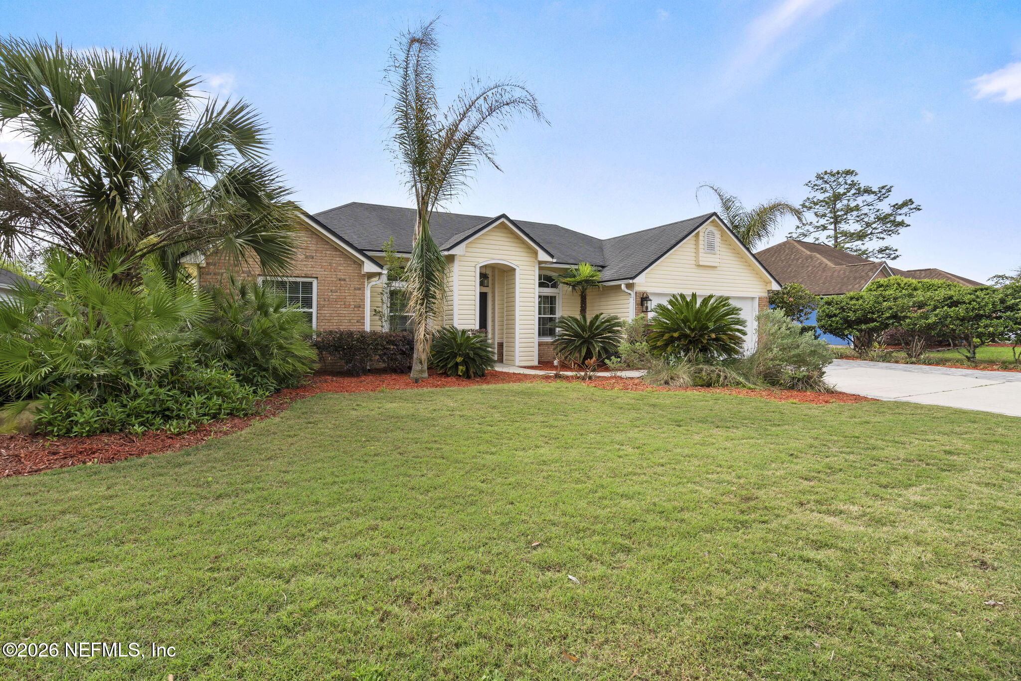415 Federal Hill Road Orange Park, FL 32073 - Photo 4 of 36 37-web-or-mls-DSC01014