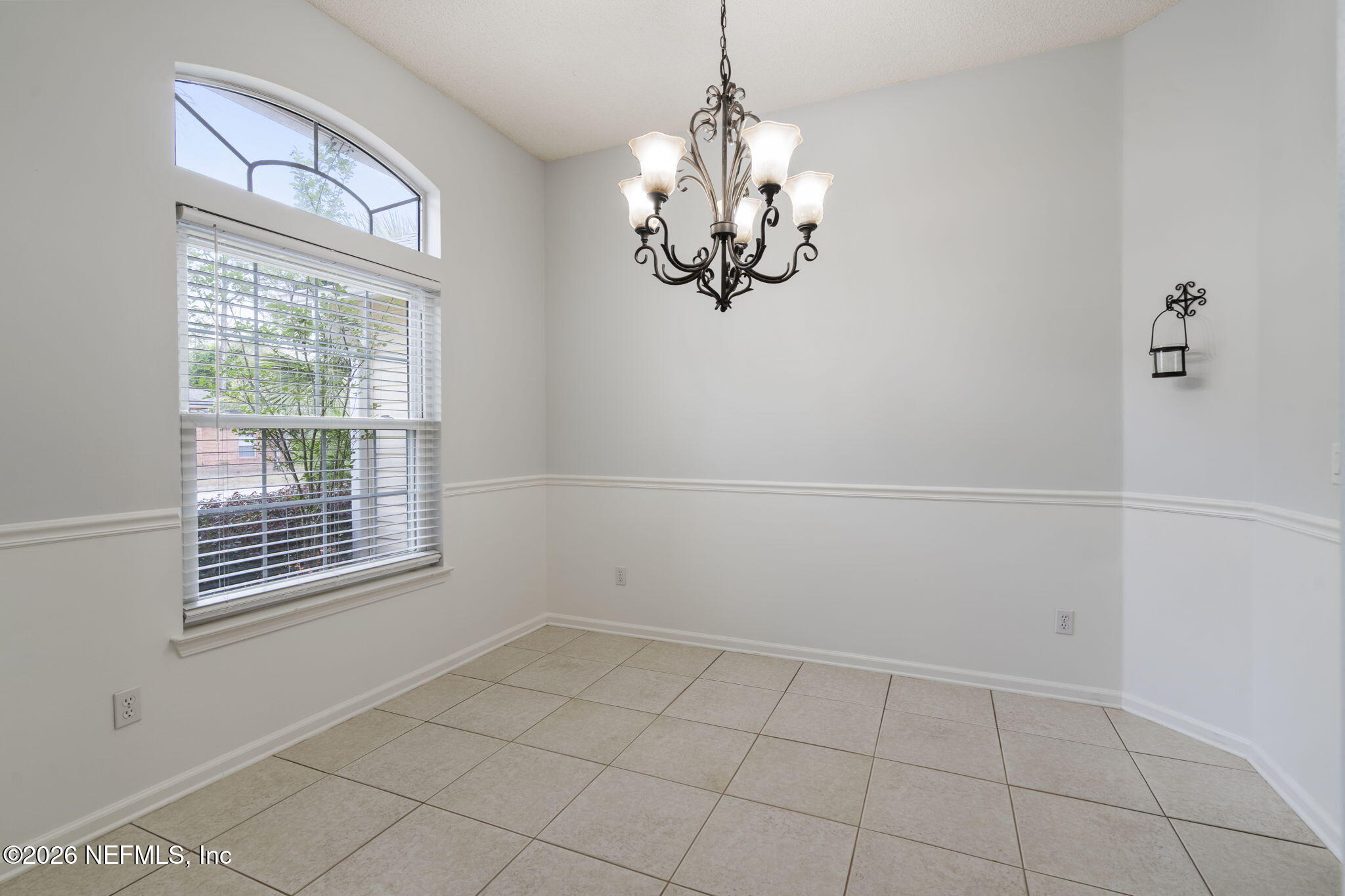 415 Federal Hill Road Orange Park, FL 32073 - Photo 7 of 36 2-web-or-mls-DSC00846