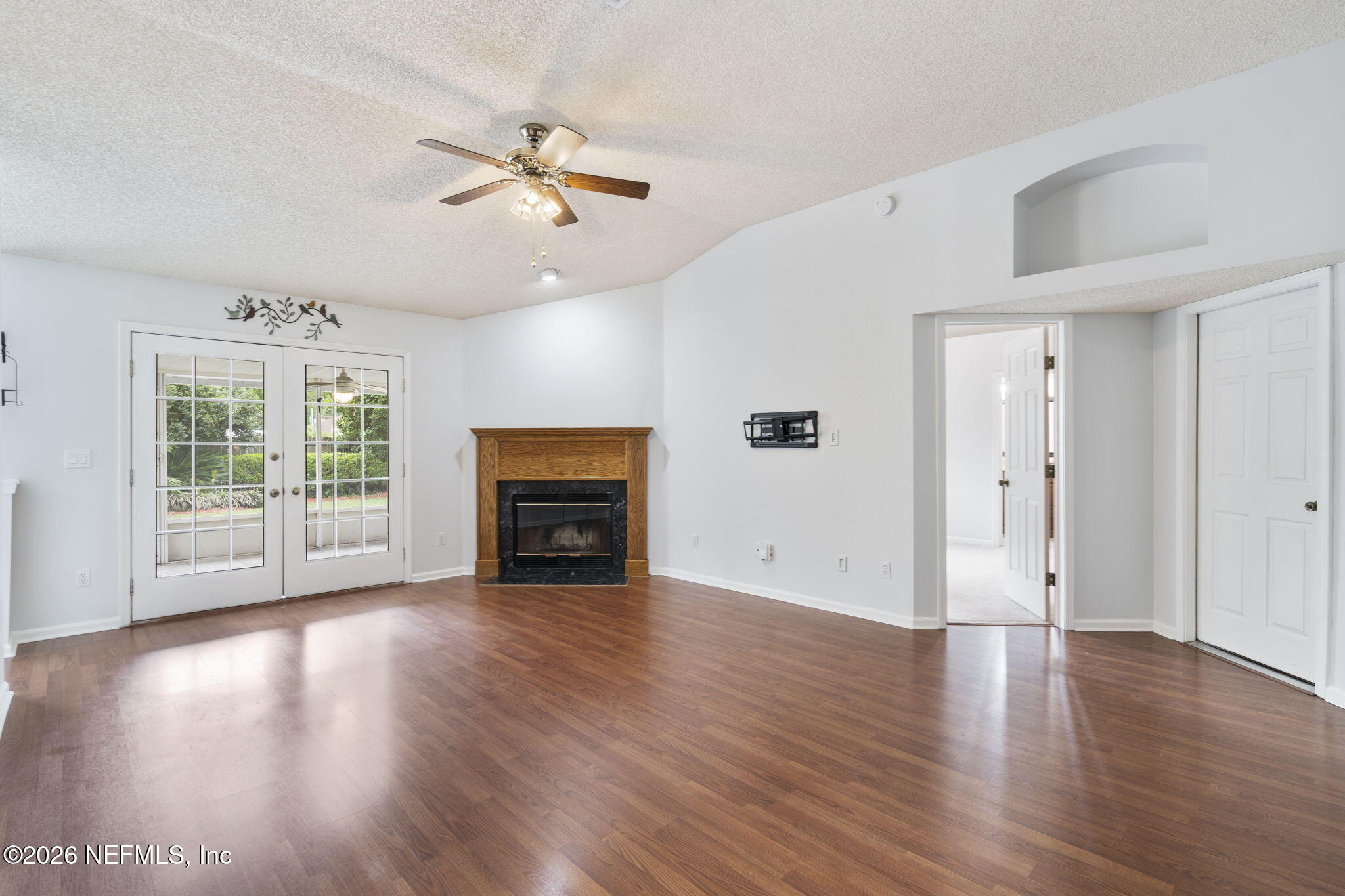 415 Federal Hill Road Orange Park, FL 32073 - Photo 10 of 36 6-web-or-mls-DSC00870