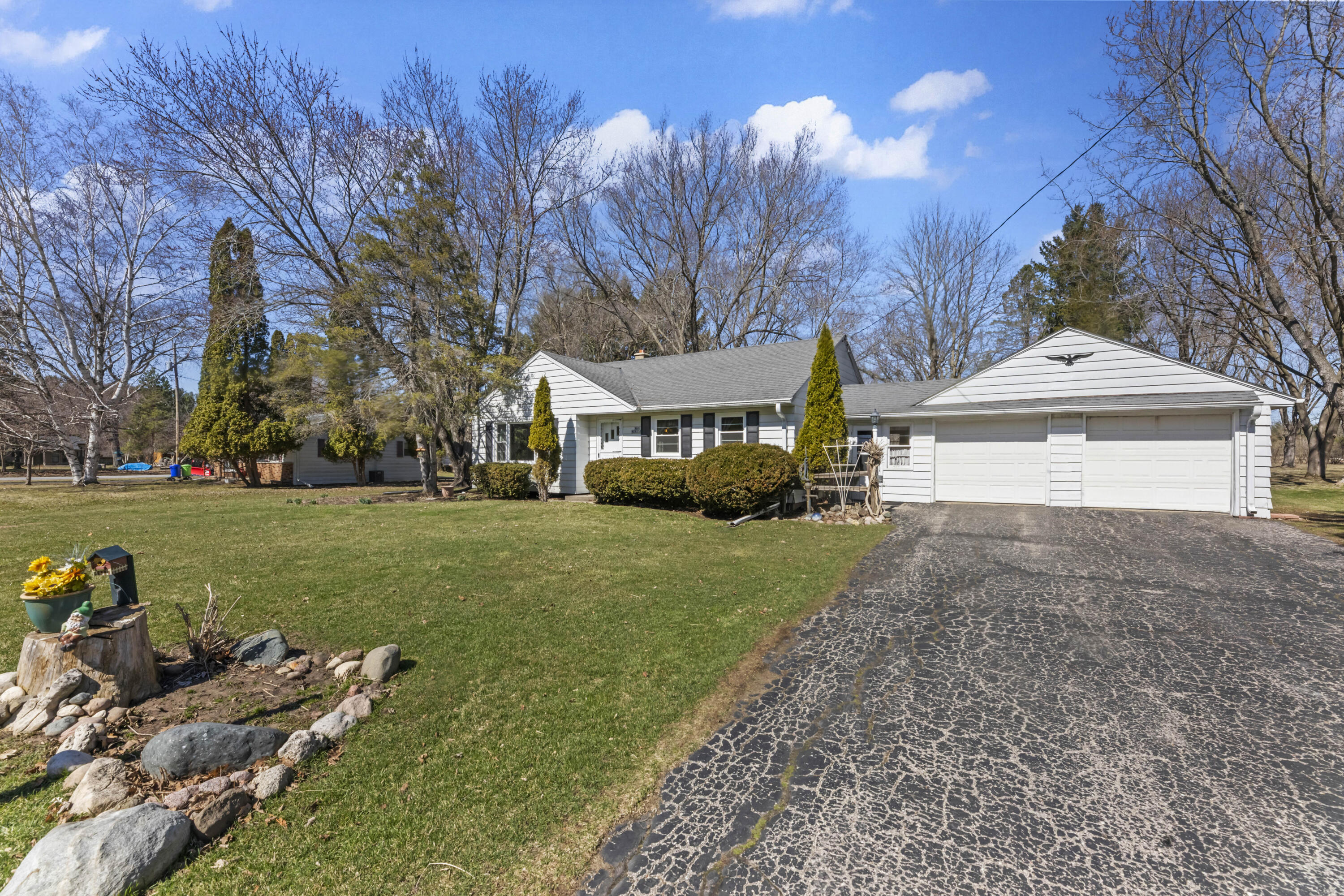 N68-w29376 Hartling Road Merton, WI 53029 - Photo 31 of 31 2 Car Attached Garage