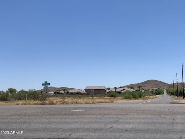$1,747,000 | 0 East Carefree Highway, Phoenix, AZ 85086