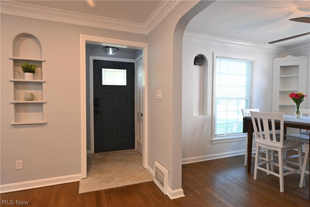 3067 Warren Road Cleveland, OH 44111 - Photo 2 of 35 Gallery Image 2