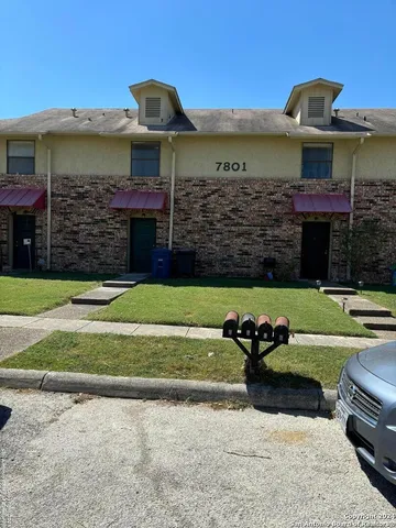 $1,100 | 7801 Richard Frank Way, Unit 4, San Antonio, TX 78240