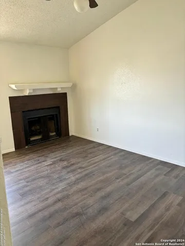 $1,100 | 7801 Richard Frank Way, Unit 4, San Antonio, TX 78240