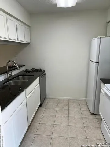 $1,100 | 7801 Richard Frank Way, Unit 4, San Antonio, TX 78240