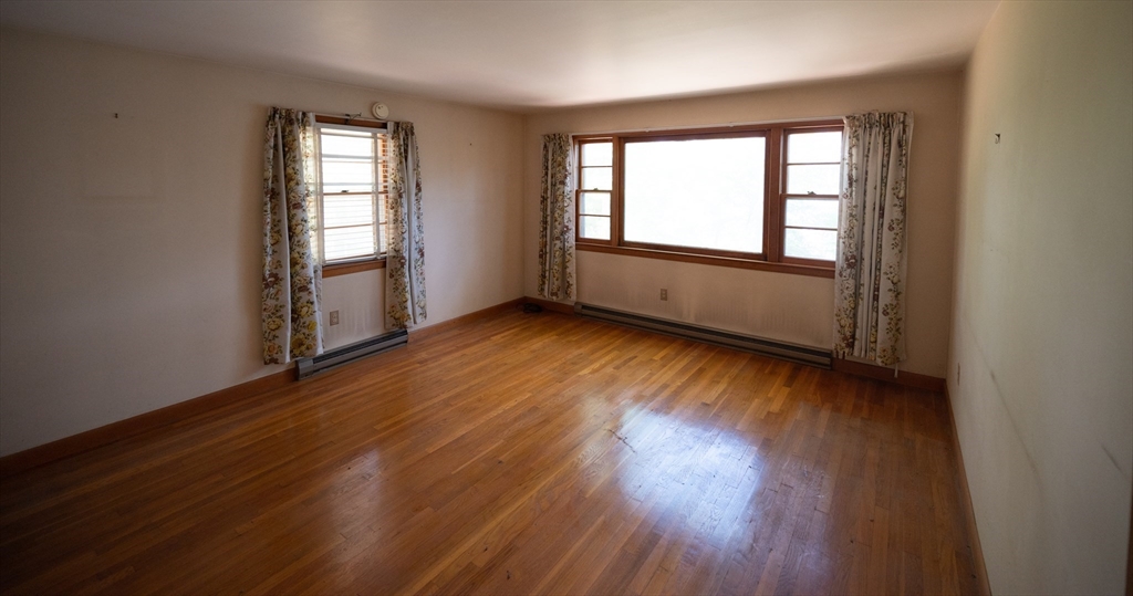 320 Fort Pond Road Lancaster, MA 01523 - Photo 17 of 35