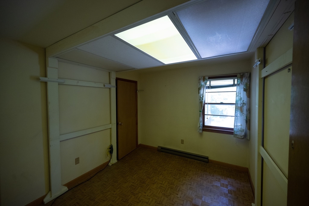 320 Fort Pond Road Lancaster, MA 01523 - Photo 20 of 35