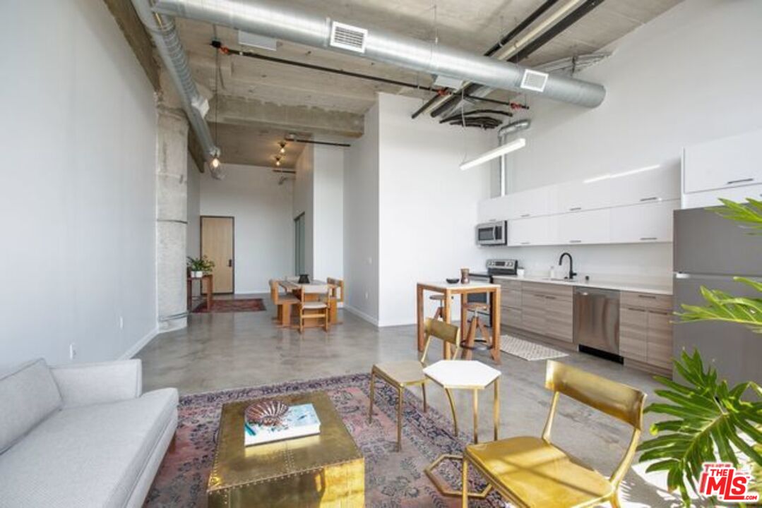 691 Mill Street, Unit 602 Los Angeles, CA 90021 - Photo 4 of 15