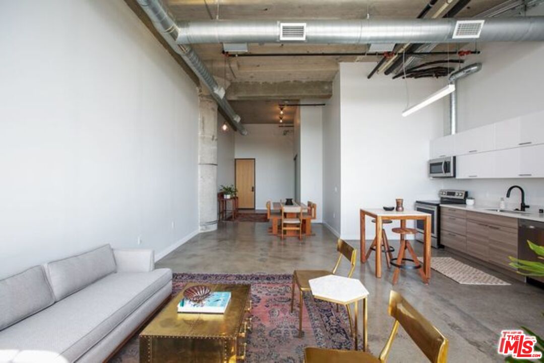 691 Mill Street, Unit 602 Los Angeles, CA 90021 - Photo 6 of 15