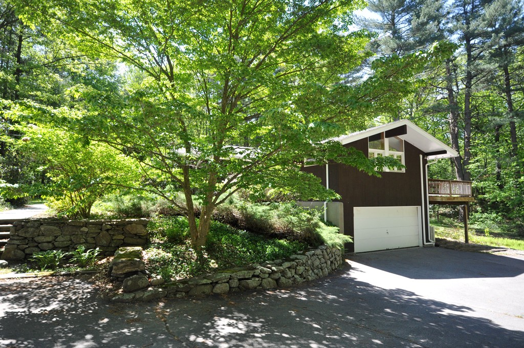 136 Temple Road Concord, MA 01742 - Photo 27 of 27 a view of a house with a tree