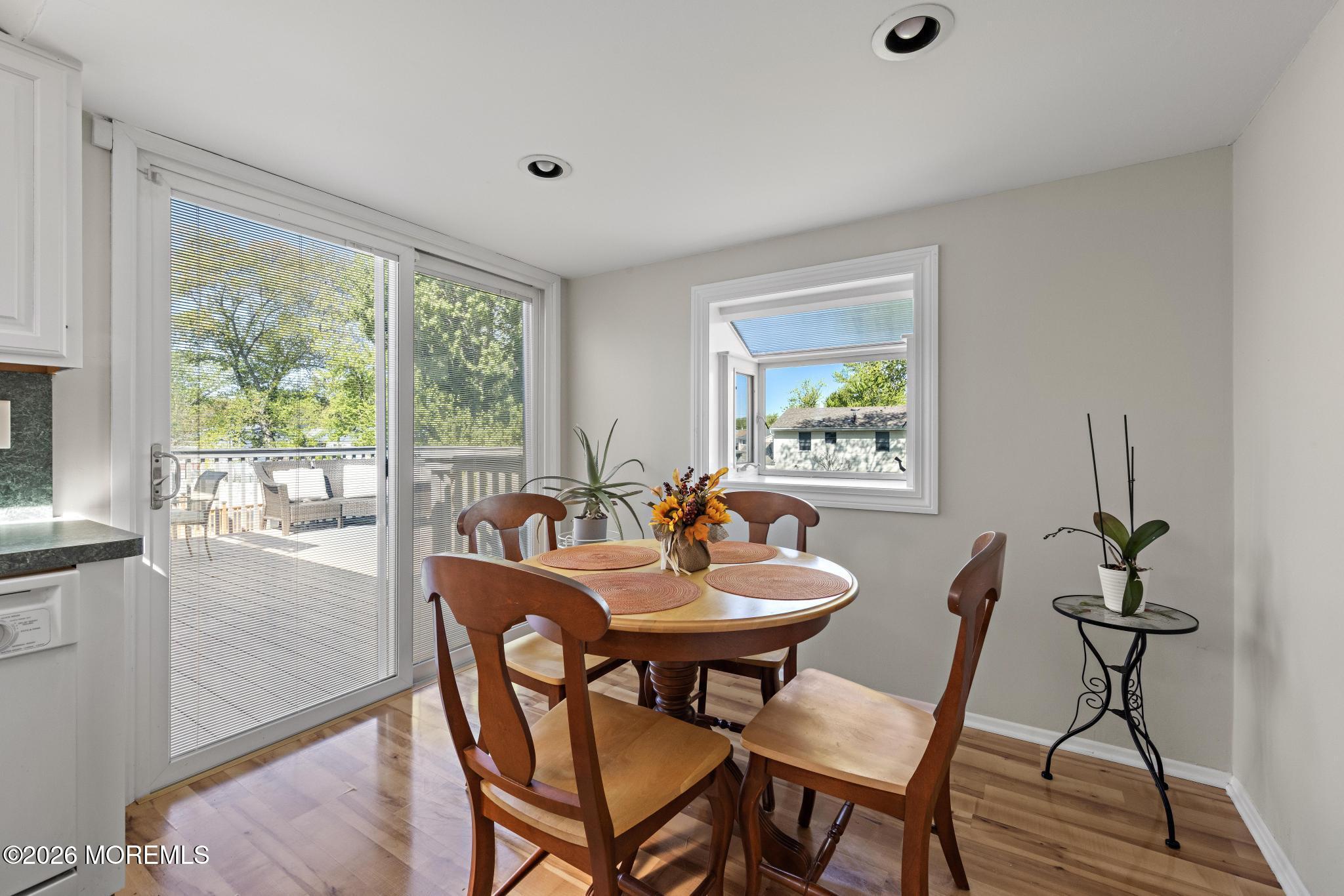 17 Arden Road Old Bridge, NJ 08857 - Photo 12 of 33 Eat In Kitchen