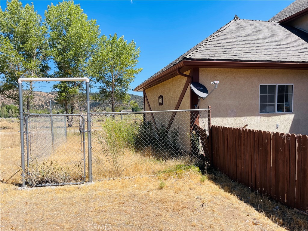 10500 Steinhoff Road Frazier Park, CA 93225 - Photo 21 of 75 Dog Pen