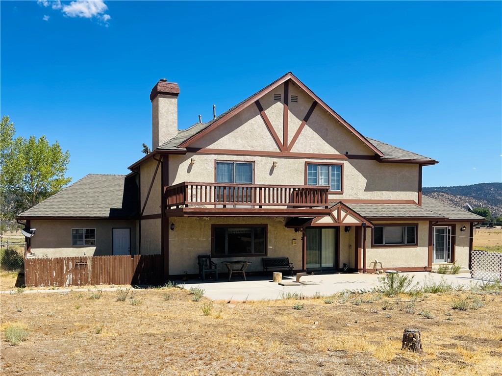 10500 Steinhoff Road Frazier Park, CA 93225 - Photo 23 of 75 a front view of a house with a yard