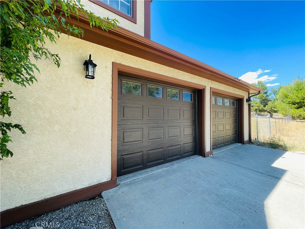 10500 Steinhoff Road Frazier Park, CA 93225 - Photo 25 of 75 Main House Garage