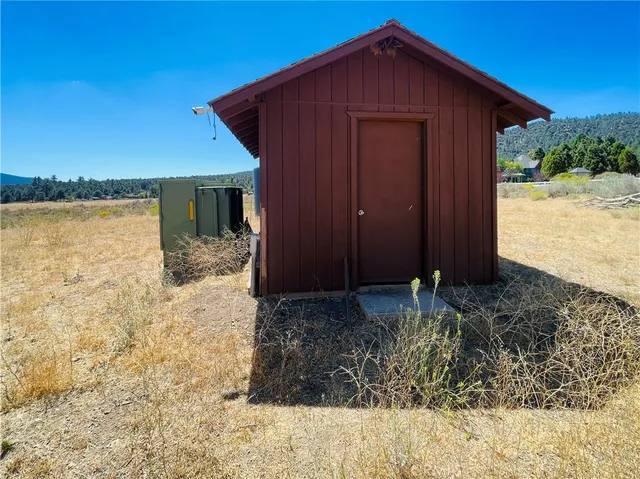 $1,200,000 | 10500 Steinhoff Road, Frazier Park, CA 93225